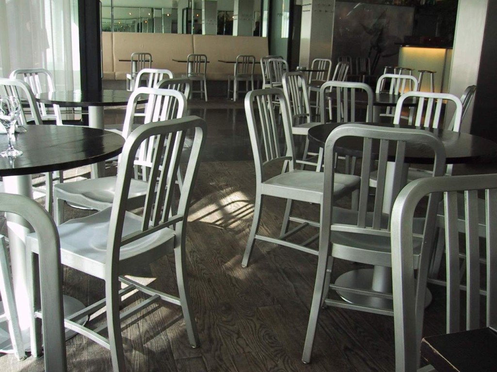 alumium-chairs-1-1253684-1280x960